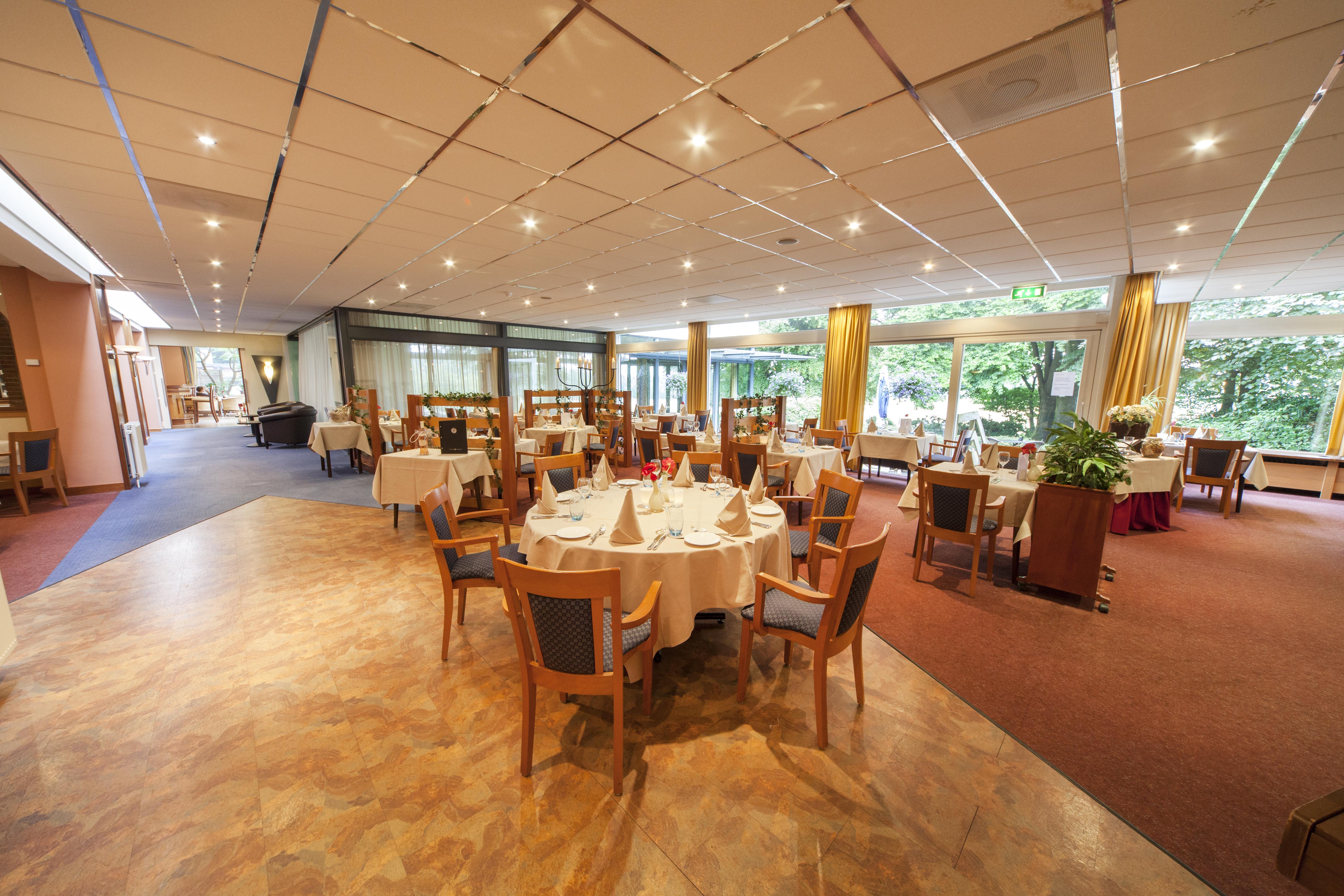 Fletcher Hotel-Restaurant Paasberg Лохем Экстерьер фото